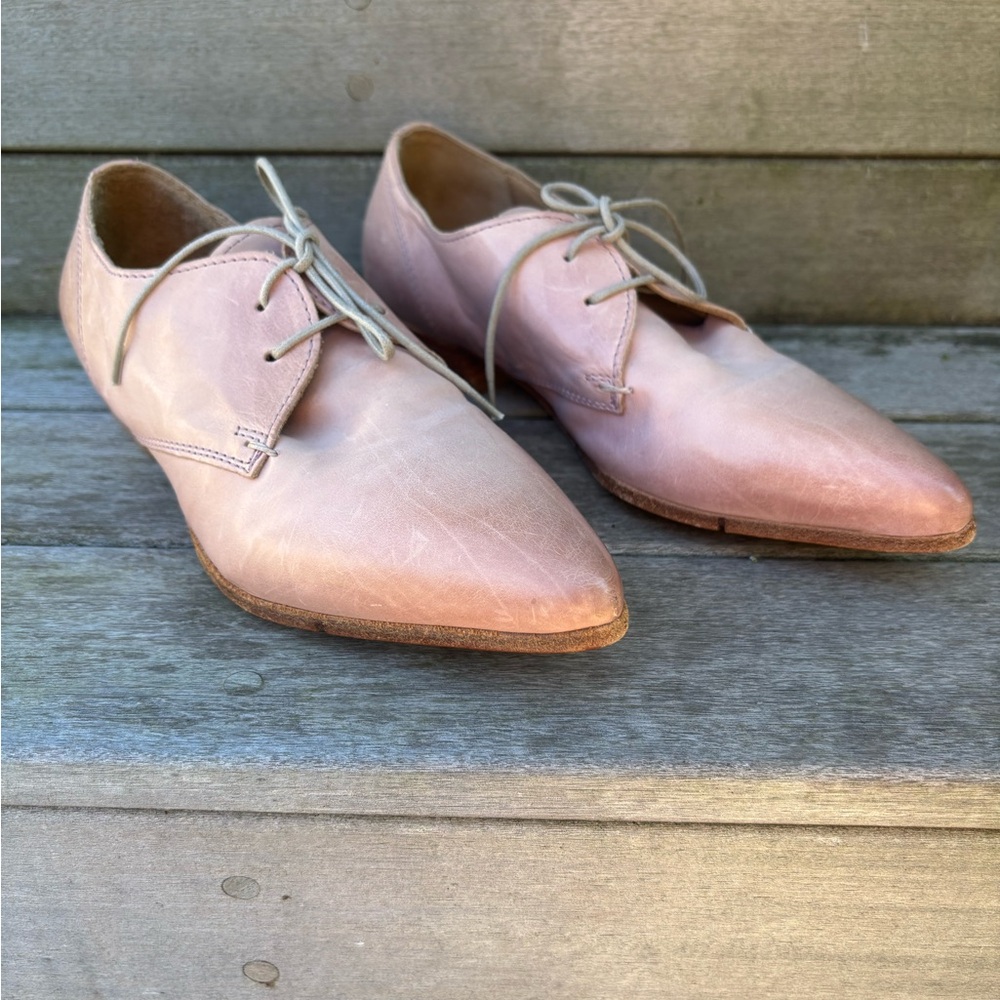 Moma Derby Shoe